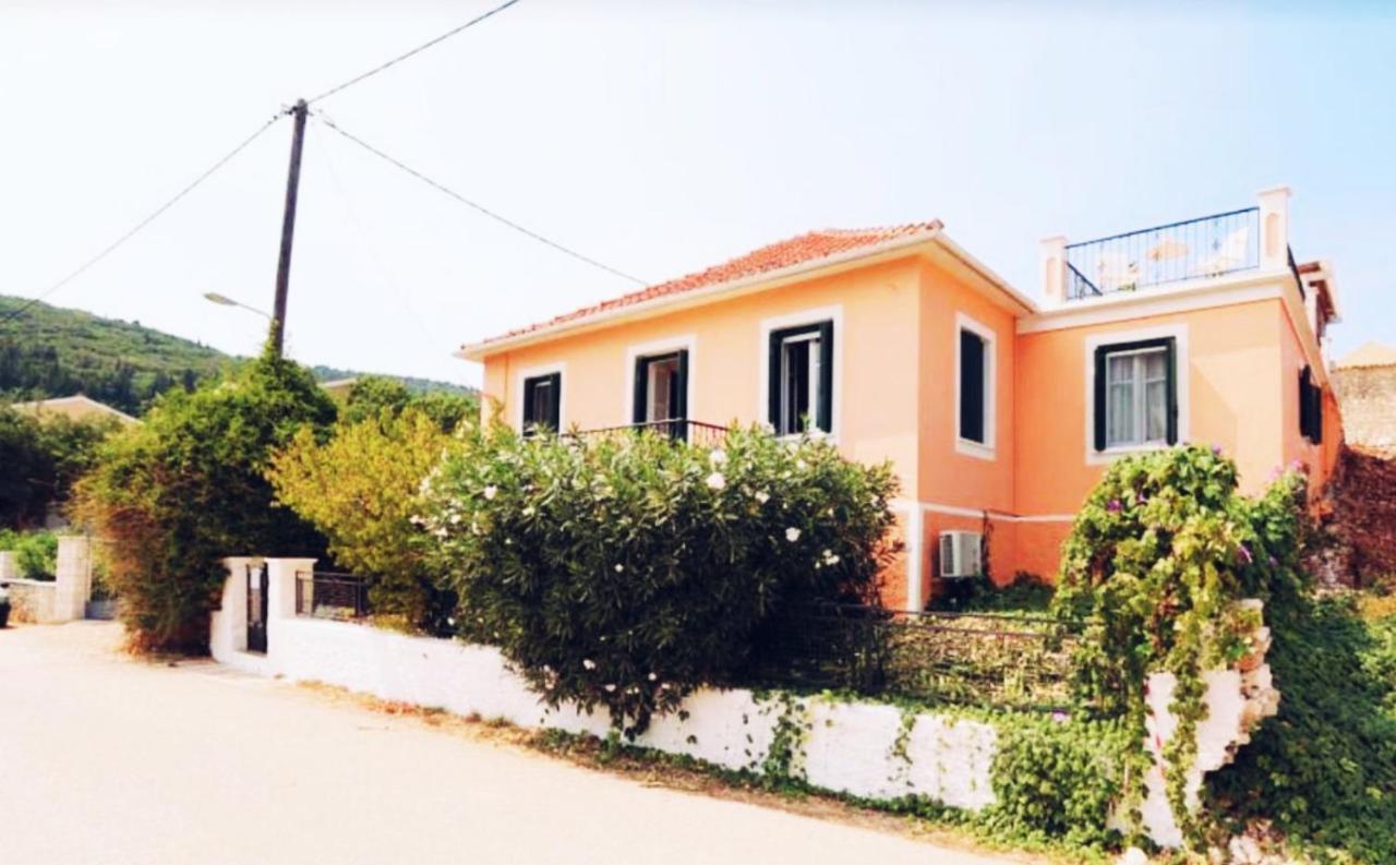 Villa Ireni Waterfont Fiskardo Exteriér fotografie
